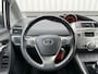 Toyota Verso 1.8 VVT-i Aspiration 7persoons. Cruise Airco PDC Trekhaak