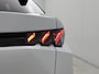 Peugeot E-3008 230pk GT Long Range 97 kWh Automaat | Accu 100% | Navigatie | Schuif/Kantel Dak | Elektrische Stoelen | Camera Voor + Achter | Warmtepomp |  HiFi Focal |