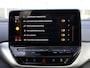 Volkswagen ID.4 Pro 77 kWh 150KW | Panoramadak | Warmtepomp | 21"Inch | Matrix LED IQ Light | Stoel&Stuurverwarming | Trekhaak | Adaptive Cruise |