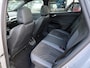 Volkswagen ID.4 Pro 77 kWh 150KW | Panoramadak | Warmtepomp | 21"Inch | Matrix LED IQ Light | Stoel&Stuurverwarming | Trekhaak | Adaptive Cruise |