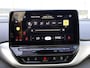 Volkswagen ID.4 Pro 77 kWh 150KW | Panoramadak | Warmtepomp | 21"Inch | Matrix LED IQ Light | Stoel&Stuurverwarming | Trekhaak | Adaptive Cruise |