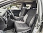 Toyota Auris Touring Sports 1.8 Hybrid Business Plus | All Season | Trekhaak | Sensoren v/a | Stoelver