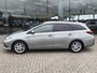 Toyota Auris Touring Sports 1.8 Hybrid Business Plus | All Season | Trekhaak | Sensoren v/a | Stoelver