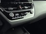 Toyota Corolla Cross Hybrid 140 Dynamic | Facelift Model | Stoel+stuurverwarming | Dodehoek detectie | Elektrische achterklep | Parkeersensoren voor+Achter | Navigatie | Apple CarPlay/Android Auto | Cruise Control Adaptive |