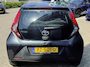 Toyota Aygo FUN 5-DEURS NL-AUTO AIRCO CENTRALE VERGRENDELING