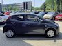Toyota Aygo FUN 5-DEURS NL-AUTO AIRCO CENTRALE VERGRENDELING