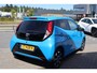 Toyota Aygo FIRST 5-DEURS LMV APPLE/ANDROID PRIVACY-GLASS LED AIRCO CAMERA BLUETOOTH DEALER-ONDERHOUDEN NL-AUTO