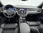 Volvo V60 T8 Recharge Plus Dark | 18" Allseason | Trekhaak | Panoramadak | Head-Up | 360 Camera | Elektr. verst. Sportstoelen | Getint Glas