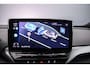 Volkswagen ID.5 Pro 77 kWh 204pk Automaat, Adaptive cruise control, Achteruitrijcamera, Stoelverwarming, Stuurverwarming, Voorruit verwarmd, Parkeersensoren, Navigatie, App-connect, Matrix LED koplampen, DAB-radio