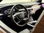 Audi E-tron 55 quattro S-line edition 95 kWh | 408PK | Pano | Trekhaak | 360 | Ambient+ |MMI+ | HuD |Tour Pakket | Luchtvering