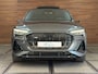 Audi E-tron 55 quattro S-line edition 95 kWh | 408PK | Pano | Trekhaak | 360 | Ambient+ |MMI+ | HuD |Tour Pakket | Luchtvering