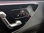 Mercedes-Benz GLC 300e 4MATIC AMG Line | Panorama schuif/kanteldak | Dictronic | Wegklapbare trekhaak | Leder Inclusief 24 maanden Mercedes-Benz Certified garantie voor Europa.