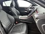 Mercedes-Benz GLC 300e 4MATIC AMG Line | Panorama schuif/kanteldak | Dictronic | Wegklapbare trekhaak | Leder Inclusief 24 maanden Mercedes-Benz Certified garantie voor Europa.
