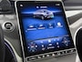 Mercedes-Benz GLC 300e 4MATIC AMG Line | Panorama schuif/kanteldak | Dictronic | Wegklapbare trekhaak | Leder Inclusief 24 maanden Mercedes-Benz Certified garantie voor Europa.