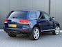 Volkswagen Touareg 3.0 TDI Xenon - Leder - Luchtvering - Trekhaak - Navi