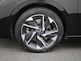 Peugeot 308 SW 1.6 Plug-in Hybrid 180 Allure | APPLE CARPLAY | ANDROID AUTO | ACHTERUITRIJCAMERA | HALF-LEDER | DIGITAL COCKPIT | NAVIGATIE | CRUISE CONTROL | LED VERLICHTING | LICHTMETALEN VELGEN | GETINTE RUITEN | DAB RADIO |