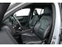 Volvo XC40 1.5 T4 Rech R-Design plug in hyb camera | Elektrische kofferbak | Ledere bekleding | Pdc | Carplay | cruise control | Lane assi