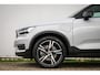 Volvo XC40 1.5 T4 Rech R-Design plug in hyb camera | Elektrische kofferbak | Ledere bekleding | Pdc | Carplay | cruise control | Lane assi