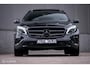 Mercedes-Benz GLA 180 | Glazen schuifdak | NAP NL auto | Camera | Cruise | LED | Xenon | Rijklaarprijs |