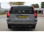 Volvo V70 2.4 Comfort Line | Automaat | Trekhaak | Navigatie | Clima / Cruise control | APK | PDC |