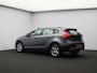 Volvo V40 Cross Country T4 180PK Momentum / Trekhaak / 17" / Navigatie / Bluetooth / Cruise Control /