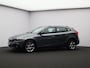 Volvo V40 Cross Country T4 180PK Momentum / Trekhaak / 17" / Navigatie / Bluetooth / Cruise Control /