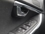 Volvo V40 Cross Country T4 180PK Momentum / Trekhaak / 17" / Navigatie / Bluetooth / Cruise Control /