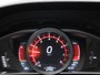 Volvo V40 Cross Country T4 180PK Momentum / Trekhaak / 17" / Navigatie / Bluetooth / Cruise Control /