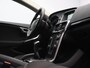 Volvo V40 Cross Country T4 180PK Momentum / Trekhaak / 17" / Navigatie / Bluetooth / Cruise Control /