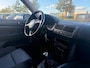 Volkswagen Golf 1.6-16V Sportline