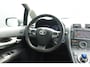 Toyota Auris 1.8 Full Hybrid Dynamic