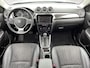 Suzuki Vitara 1.5 Hybrid Style *Automaat*Navi+Camera*Adapt. Cruise Control*Stoelverwarming*Climate Control*LM.Velgen*Trekhaak*Zeer nette auto!