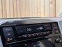 Volkswagen Up! 1.0 BMT high up! Cruise control | Climate control | Elektrische ramen & spiegelverstelling | Lichtmetalen velgen | Voorstoelen verwarmd | Isofix | Parkeersensoren achter