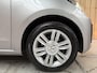 Volkswagen Up! 1.0 BMT high up! Cruise control | Climate control | Elektrische ramen & spiegelverstelling | Lichtmetalen velgen | Voorstoelen verwarmd | Isofix | Parkeersensoren achter
