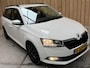 Skoda Fabia Combi 1.0 TSI Ambition Apple CarPlay/Android Auto | Airconditioning | Cruise control | DAB ontvanger | Multifunctioneel stuurwiel | Navigatiesysteem | Signaalkleur | Parkeersensoren achter