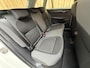Skoda Fabia Combi 1.0 TSI Ambition Apple CarPlay/Android Auto | Airconditioning | Cruise control | DAB ontvanger | Multifunctioneel stuurwiel | Navigatiesysteem | Signaalkleur | Parkeersensoren achter