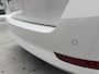 Skoda Fabia Combi 1.0 TSI Ambition Apple CarPlay/Android Auto | Airconditioning | Cruise control | DAB ontvanger | Multifunctioneel stuurwiel | Navigatiesysteem | Signaalkleur | Parkeersensoren achter