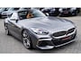 BMW Z4 Roadster M40i First Edition | Harman/Kardon | Frozen grey | LED | Camera | Adaptieve Cruise | HuD | Luxe Leder | NIEUW |