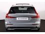 Volvo V60 T6 Recharge AWD Plus Dark - Panorama/schuifdak - IntelliSafe Assist & Surround - 360º Camera - Harman/Kardon audio - Verwarmde voorstoelen, stuur & achterbank - Parkeersensoren voor & achter - Elektr. bedienb. voorstoelen met geheugen - Head up display - Extra getint glas - 19' LMV