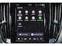Volvo V60 T6 Recharge AWD Plus Dark - Panorama/schuifdak - IntelliSafe Assist & Surround - 360º Camera - Harman/Kardon audio - Verwarmde voorstoelen, stuur & achterbank - Parkeersensoren voor & achter - Elektr. bedienb. voorstoelen met geheugen - Head up display - Extra getint glas - 19' LMV