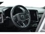 Volvo XC40 Recharge Twin Plus 82 kWh | 535 WLTP | Trekhaak | Stoel + stuurverwarming |
