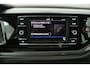 Volkswagen Polo 1.0 TSI Sport (STOELVERWARMING, PARKEERSENSOREN, MULTIMEDIA)