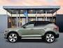 Volvo XC40 Recharge Twin AWD 408PK Ultimate 82kWh | 20" | Exterior Styling | Leder/Nubuck | Trekhaak | Getint Glas | Panoramadak | 360 Camera | Harman Kardon | Elektr. verst. Stoelen | Stoel/Stuurverwarming | Warmtepomp