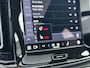Volvo XC40 Recharge Twin AWD 408PK Ultimate 82kWh | 20" | Exterior Styling | Leder/Nubuck | Trekhaak | Getint Glas | Panoramadak | 360 Camera | Harman Kardon | Elektr. verst. Stoelen | Stoel/Stuurverwarming | Warmtepomp