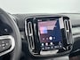 Volvo XC40 Recharge Twin AWD 408PK Ultimate 82kWh | 20" | Exterior Styling | Leder/Nubuck | Trekhaak | Getint Glas | Panoramadak | 360 Camera | Harman Kardon | Elektr. verst. Stoelen | Stoel/Stuurverwarming | Warmtepomp