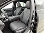 Mercedes-Benz E-klasse 300 e Business Solution AMG | Premium pakket | Winterpakket | Nightpakket | Leder pakket | USB–pakket Plus | Trekhaak | Panoramaschuifdak | 360° camera | Burmester® 4D surround sound | 20-inch Multispaak AMG velgen | GUARD 360° |