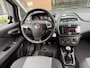 Fiat Punto Evo 0.9 TwinAir Street / bj.2014 / kleur: blauw / airco / sportvelgen / zeer zuinig / APK 10/2027 / NAP met 234556 km.