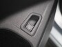 Volkswagen Golf 1.5 eHybrid GTE | 272 PK| Origineel Nederlands | 1e Eigenaar | Navigatie | LED Matrix | Achteruitrijcamera | Stoelverwarming | Stuurwielverwarming | Black Style |