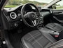 Mercedes-Benz A-klasse 180 Ambition Automaat | Navi | H-Leder | Origineel Nederlands | Clima | 17" Velgen | PDC | Cruise | LED |