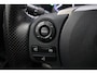 Lexus CT 200h F Sport Line | Panoramadak | Navigatie | Leder | Stoelverwarming | Parkeersensoren voor/achter | LED | Keyless | Adaptive Cruise Control | Clima | Camera | 17 inch | Rijstrooksensor | Bluetooth | Dakspoiler